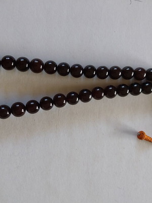 Komboloi mastic bakelite used with gift box 56 grams