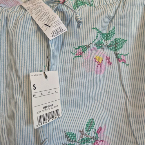 Tezenis summer pajama pants size S, cotton, romantic floral design
