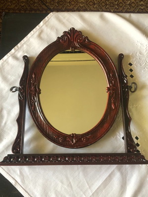 Embossed rotating tabletop mirror 1980 intact