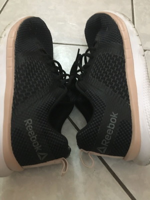 Reebok athletic shoes used, size 38, black