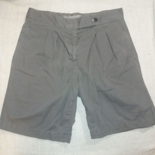 Zara grey bermuda shorts XS like new with side and back pockets