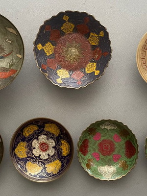 Bronze bowls used, set of 8 with Indian motifs and enamel