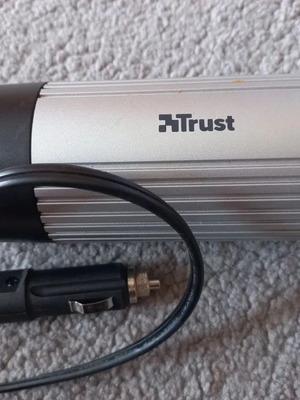 Trust PW-2770P dual 230V car power socket used
