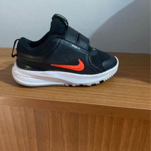 Baby shoes, 3 pairs sizes 22 and 23.5