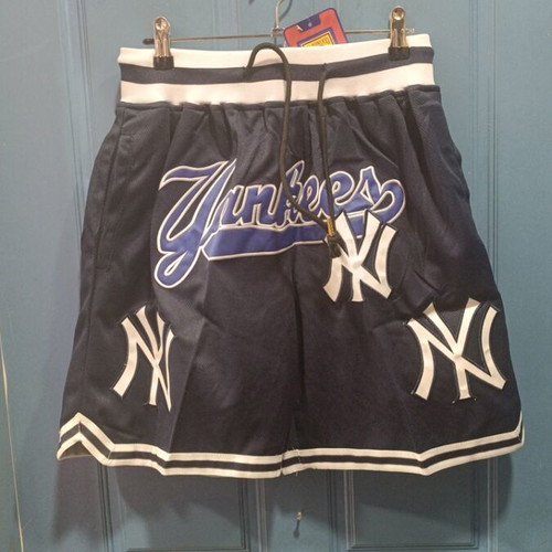 New York Yankees shorts new, authentic