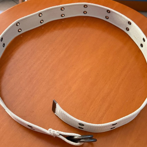 Men's white military-style belt like new, canvas with double metal buckle