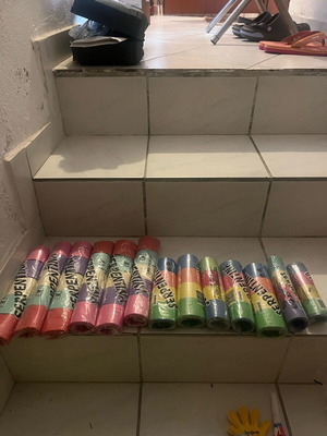 Αποκριάτικες σερπαντίνες καινούργιες, πακέτο 13 τεμαχίων με 4 σπρέι