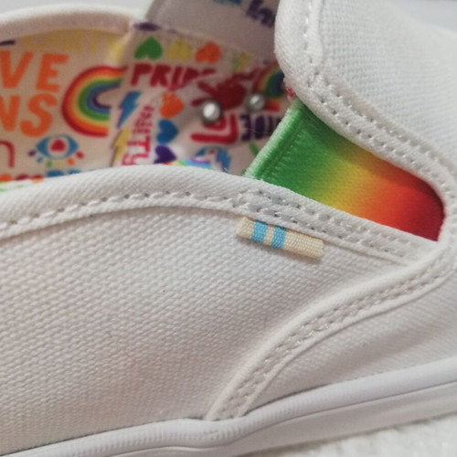 Toms Baja Unity Rainbow Pride shoes new, size 44, multicolor