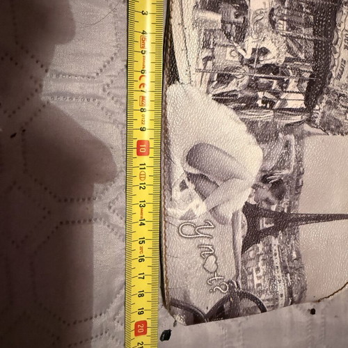 Y Not? Wallet-pouch like new, white and gray