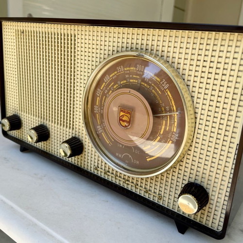 Radio Phillips vintage used in excellent condition