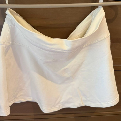 Attrattivo white mini sports skirt Small like new