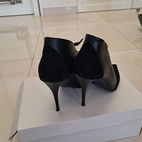 Amelia black pumps like new, size 37