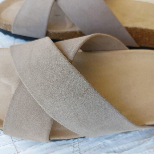 Only sandals with anatomical insole, beige, like new