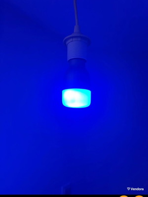 Xiaomi RGB смарт крушка като нова с управление през приложение