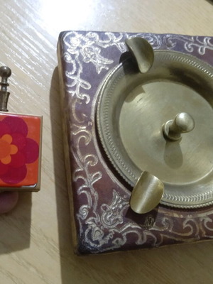 Ashtrays used, table and pocket, copper set