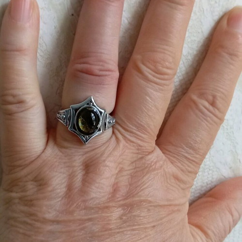 Women's ring like new, stainless steel with decorative stone
