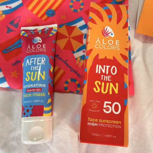 Sunscreen and after sun set with gift bag, new