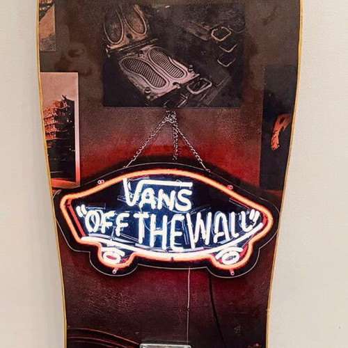 Skateboard Vans Off the Wall like new