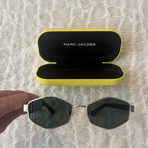 Marc Jacobs Sunglasses MARC 496/S Like New Black & Gold