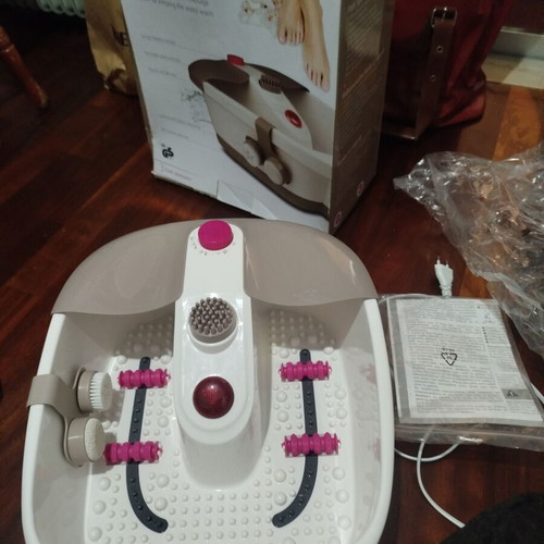Foot spa like new with instructions and packaging