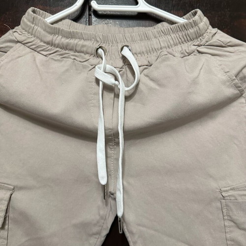 Beige cargo pants used, size S with elastic waist