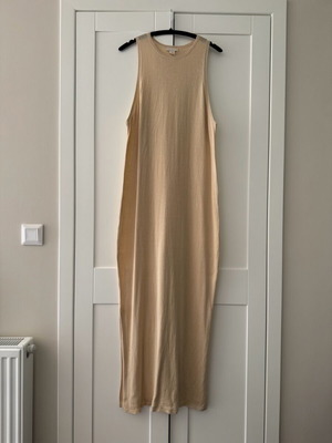 H&M long column knit maxi dress XS used, beige