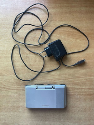 Nintendo DS μεταχειρισμένο, για ανταλλακτικά