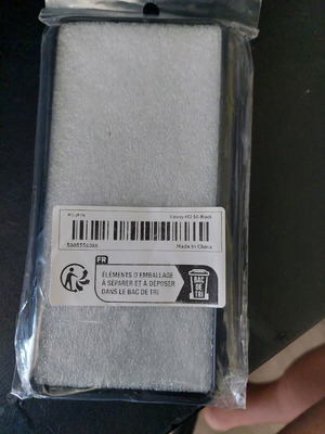 Samsung A52 case like new