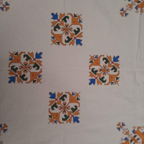 Tablecloth with Byzantine design new, rustic etamine 90x90cm