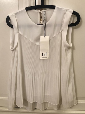 Zara λευκό πλισέ αμάνικο τοπ καινούργιο, μέγεθος XS