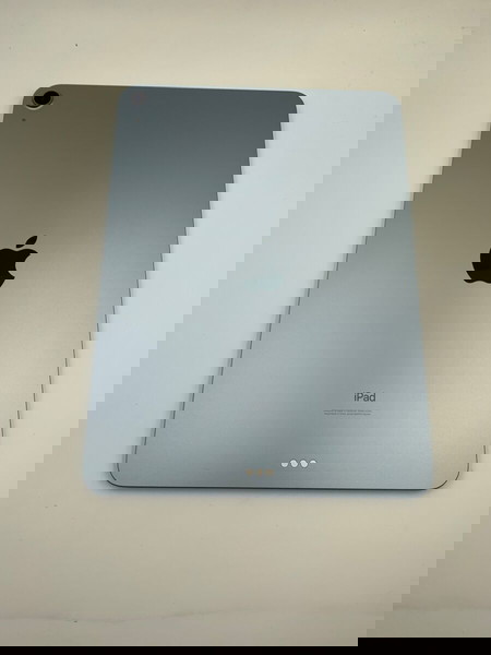 iPad Air 4th 256GB Sky Blue