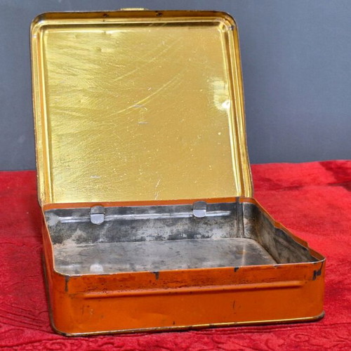 Iris chocolate tin used, collectible metal box