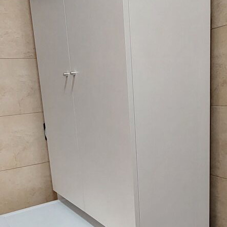 Bathroom cabinet new, dimensions 65x33x190 cm