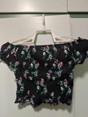 Crop top used, small size, black with shoulder cutout