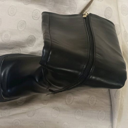 Women's modern black faux leather boots like new, size 36