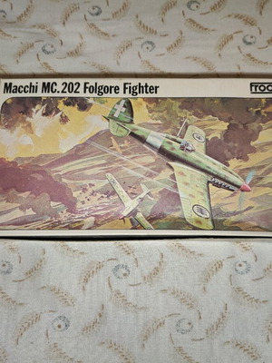 Macchi MC.202 Folgore Fighter μαχητικό αεροπλανάκι μοντελάκι μεταχειρισμένο