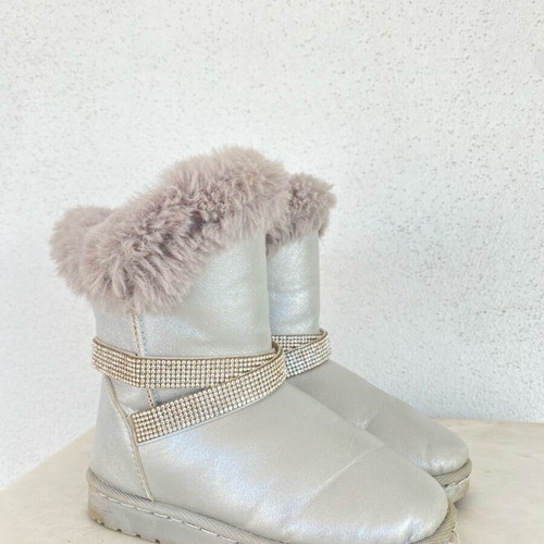 Girls' boots with fur lining like new, gray silver
