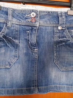 Mini denim skirt Zara like new, size 36