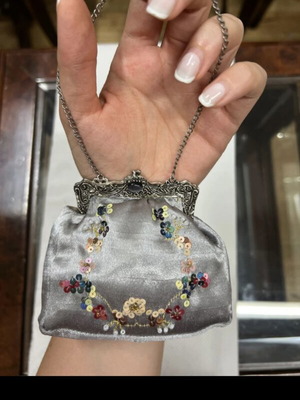Vintage handbag like new, gray multicolor, handheld