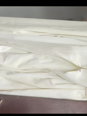 Professional outdoor umbrellas like new, 2.5 meters, off-white
