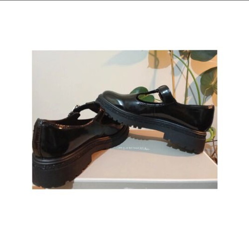 Tamaris Mary Jane style shoes, black patent leather, size 40