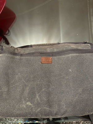 Think Tank Retrospective 30 camera bag like new