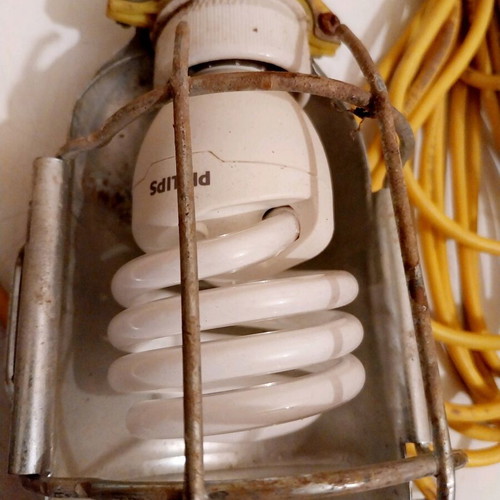Set of 2 Professional Work Lamps like new, metal construction