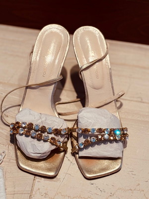 Kalogirou gold sandals with crystals like new, size 39