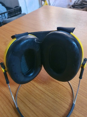 3M Work Ear Muffs new without box