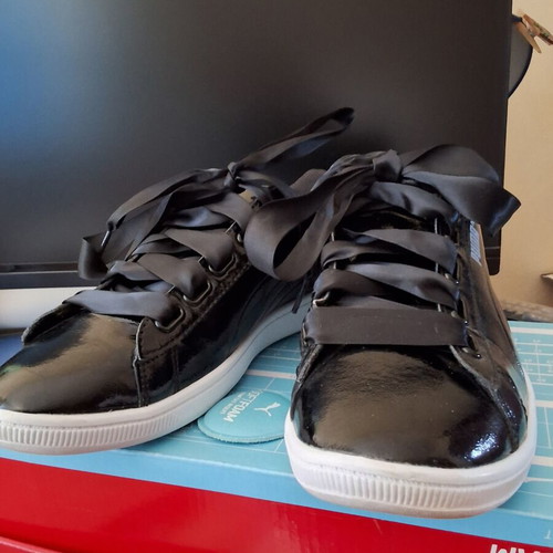 Puma Vikky Ribbon women's sneakers black, like new, size 39