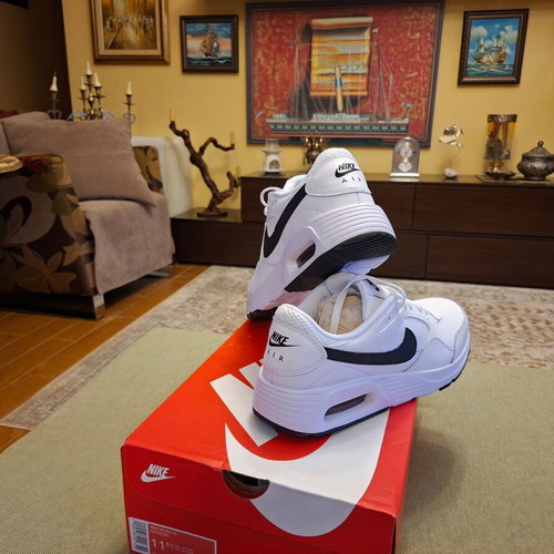 Nike Air Max SC athletic shoes new, size 45.5, black and white