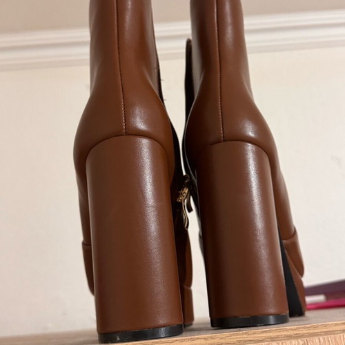 Women's brown ankle boots new, size 39