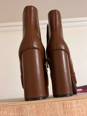 Women's brown ankle boots new, size 39