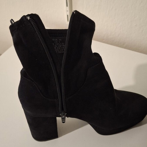 H&M black ankle boots like new, size 39, high heel and platform